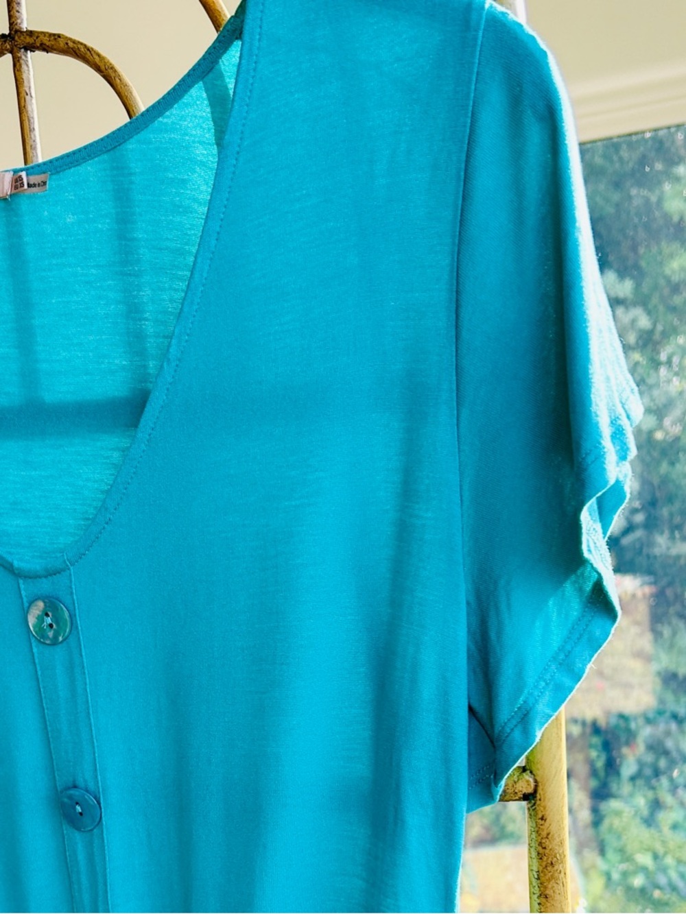 ESQUALO Teal Button-Front Tie Hem V-Neck Top New With Out Tags Size XS - Picture 4 of 8